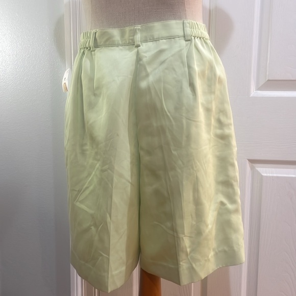 Vintage 90s Talbots Bermuda shorts high waisted elastic waist green women size 8 - Picture 5 of 11